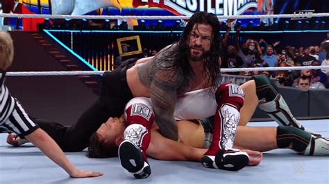 Roman Reigns Pins Edge And Daniel Bryan To Retain Universal