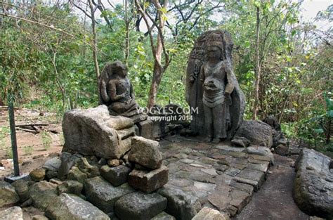 Gambar Candi Arca Gupolo Analisis