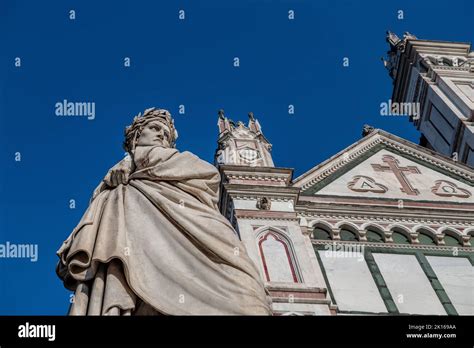 Basilica of Santa Croce - Gothic Franciscan church marble facade ...