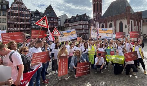 Lauter Protest Hessenklinik Stadtkrankenhaus Korbach Ggmbh