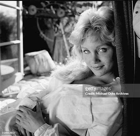 678 Susan Oliver Photos And High Res Pictures Getty Images