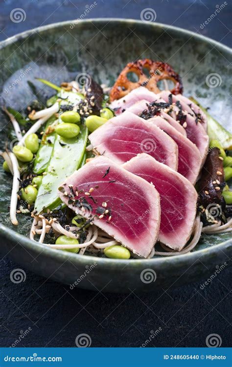 Modern Style Traditional Japanese Gourmet Seared Tuna Fish Steak Tataki