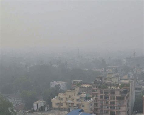 Delhi S Pollution Level Sharply Spikes Ahead Of Diwali As Thick Haze