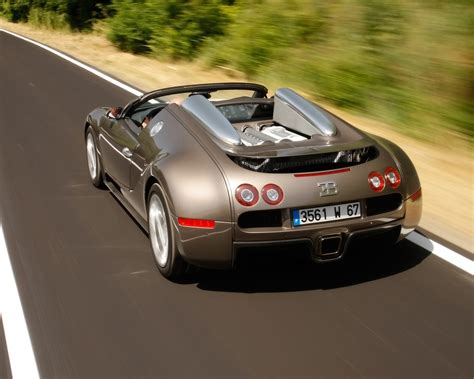 Bugatti Veyron 16.4 Grand Sport 2010 in Rome - Rear Angle Speed Top ...