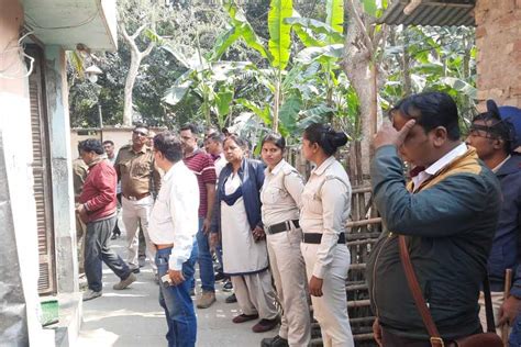 Malda Bank Sealed Tmc Leaders House And Mill For Bad Lone Dgtld