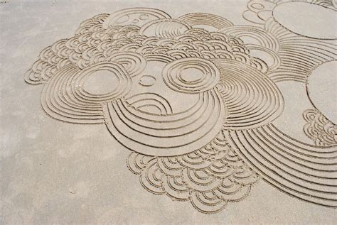 Sand Drawings Sand Drawing Sand Art Sand Sculptures