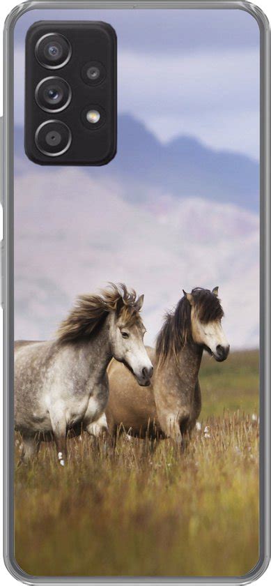 Samsung Galaxy A G Hoesje Paarden Gras Bergen Siliconen