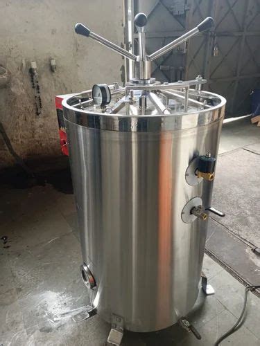 Triple Wall Stainless Steel Vertical Autoclave For Laboratory