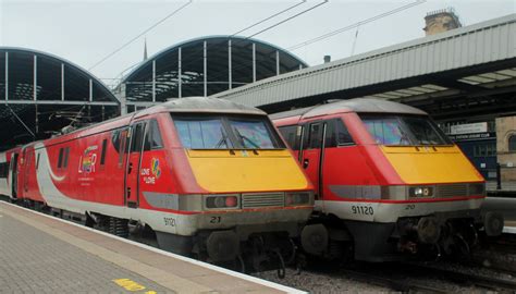 Class 91 91121 91120 Lner Newcastle Central Lner Class  Flickr