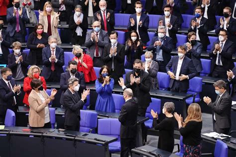 Deutschland SPD Politiker Olaf Scholz zum Kanzler gewählt