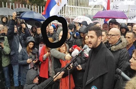 Zvonko Veselinovi Na Protestu U Severnoj Mitrovici Birn