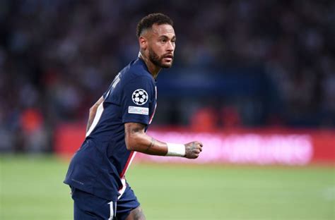 PSG Mercato Campos la vérité éclate sur l été agité de Neymar Foot