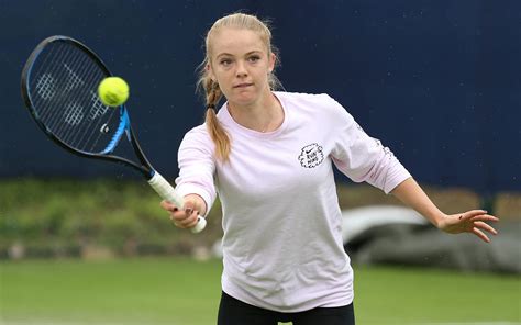 Katie Swan Tennis Live - Dusolapan