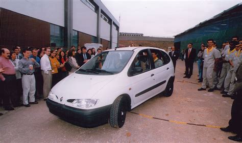 Autodata H Anos Renault Montou A Primeira Sc Nic No Brasil