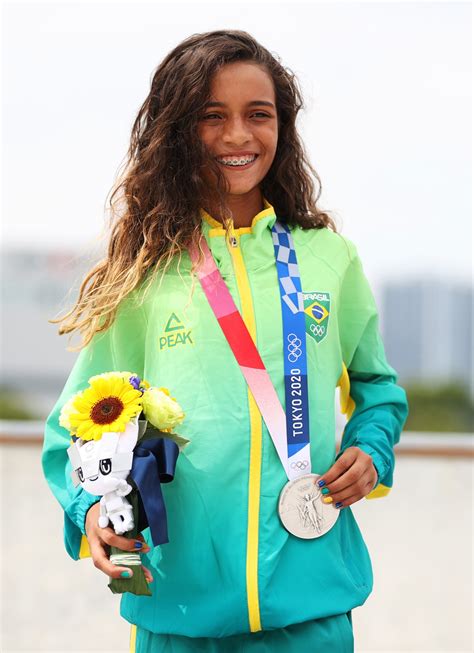 Rayssa Leal A Fadinha Faz História E é Prata No Skate Street Nas