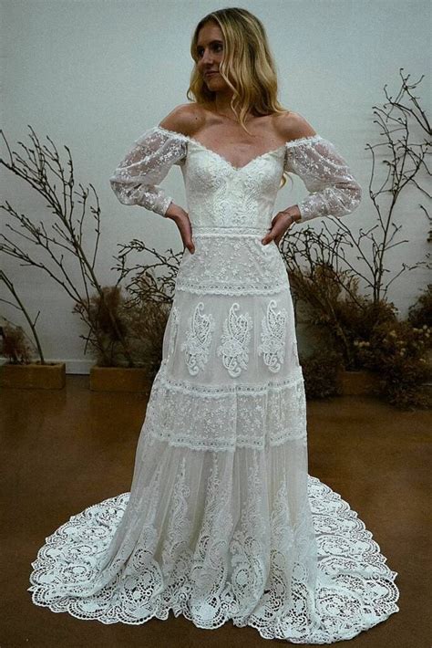 boho wedding dress styles  dreamy gowns    spirited bride