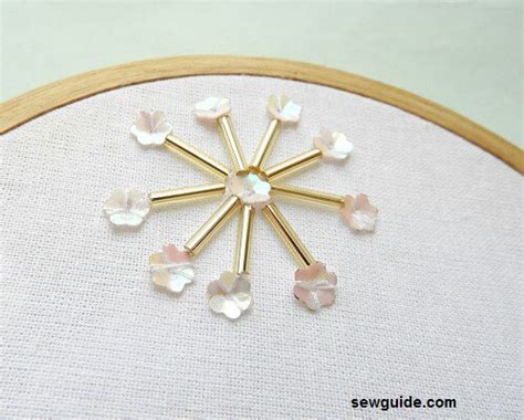 10 easy to do {Bead Embroidery Flower motifs} - Sew Guide