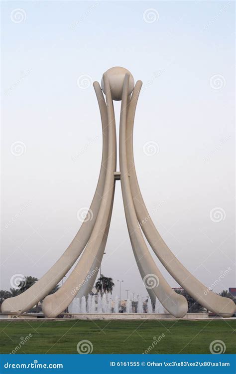 The Pearl Monument Manama Bahrain Stock Image Image Of Monument