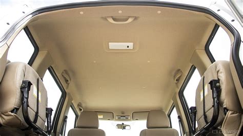 Bolero Neo Inner Car Roof Image, Bolero Neo Photos in India - CarWale