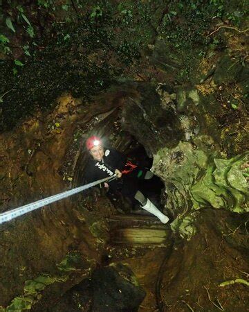 The Legendary Black Water Rafting Co Waitomo Caves All You Need To Know