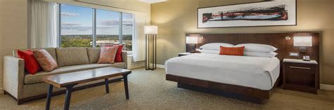 Philadelphia Airport Hotel | Delta Hotel by Marriott Philadelphia Airport