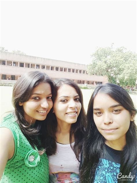 Vaidehi Paneris Review On Miranda House Delhi University Getmyuni