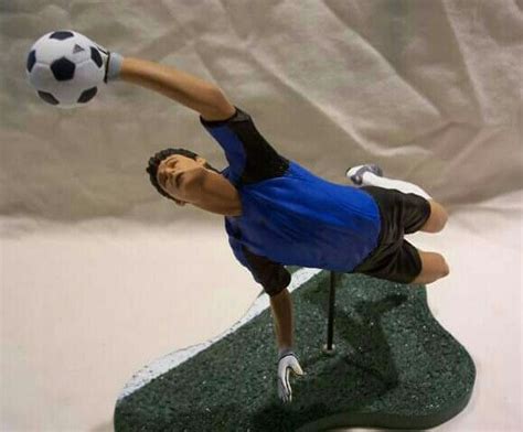 Pin By Eduardo Robert On Soccer Toys Porteros Ball Exercises