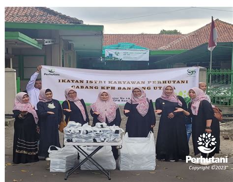 Perhutani Ikatan Istri Karyawan Perum Perhutani KPH Bandung Utara Bagi