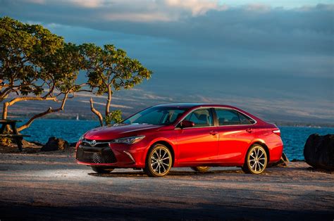 2017 Toyota Camry Xse I 4 First Test Review