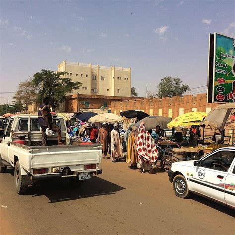 Inondations à Niamey quitter les lieux avant l arrivée des eaux pour