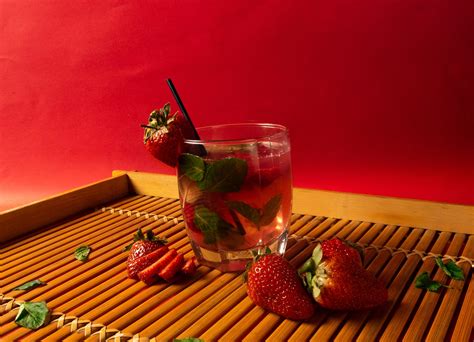 Cómo hacer mojito de fresa No te pierdas esta receta paso a paso