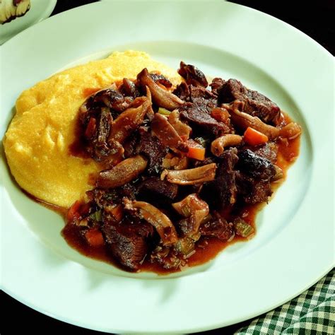 Ricetta Spezzatino Di Manzo Con Polenta La Cucina Italiana