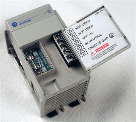 1769 PB4 CompactLogix Input Power Supply Module Allen Bradley