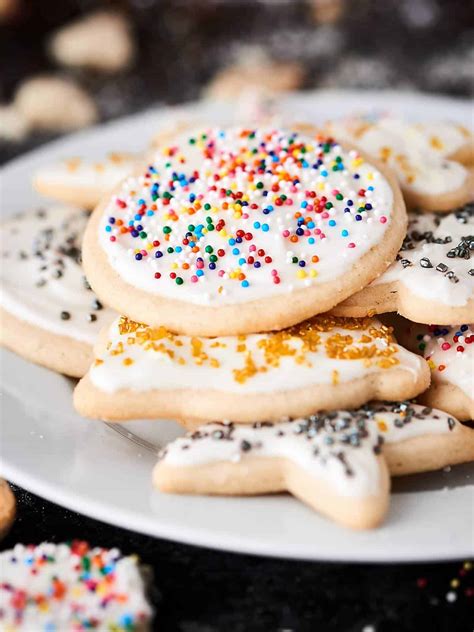 15 Cut Out Sugar Cookies Icing Anyone Can Make Easy Recipes To Make