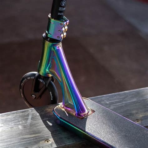 Pro Street Stunt Scooter Movino Kraken Neochrome