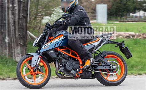 KTM renueva el motor de su 390 Duke y le daría vida también a una