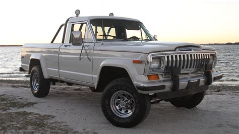 1983 Jeep J10 Laredo Pickup F261 Orlando 2021