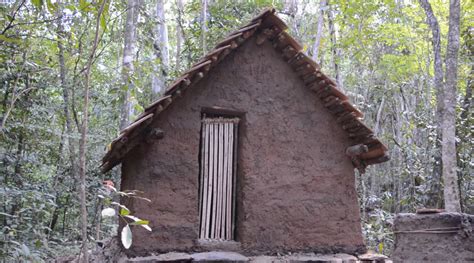 Casa É Primitivo Ou Derivado - O construtor desta casa primitiva é um verdadeiro aventureiro e usa o ...