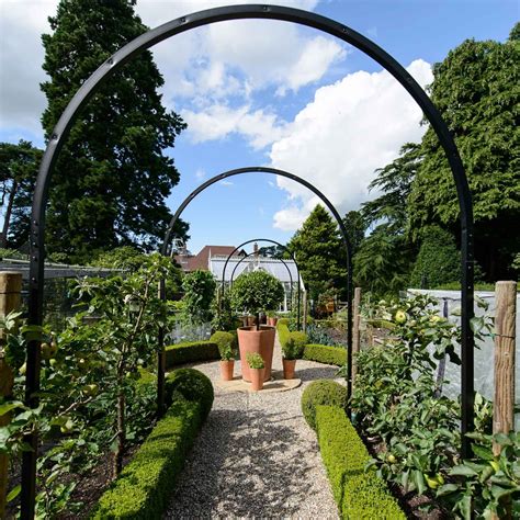 Harrod Single Hoop Garden Arch Garden Arches At Harrod Horticultural