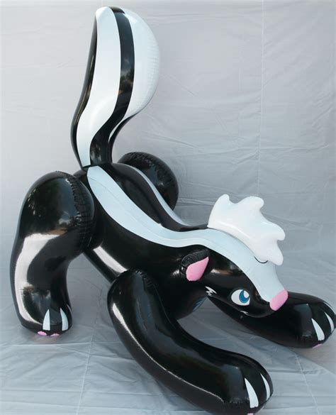 Huge Black Skunk 6 5 Feet 2 Meter Shiny Pool Toy Big Inflatable Ebay