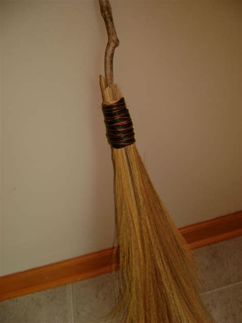 The Witch Way to Craft: Making my decorative Broom/Besom