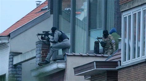 Sch Sse Bei Anti Terror Einsatz In Br Ssel Ein T Ter Stirbt