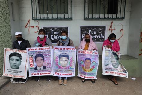 Ocho Militares Acusados Por Caso Ayotzinapa Salen De Prisión Y Llevarán