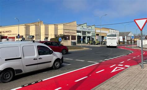 El Ayuntamiento De Carbajosa Mejora Un Tramo Del Carril Bici Que Une El