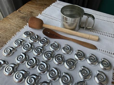 32 Snails Baking Forms Vintage Aluminium Shell Cookie Molds Etsy