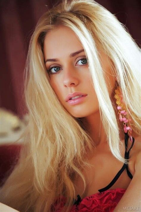 Click For More Sweets And 26200 Followers Portret Dziewczyny Kobieta