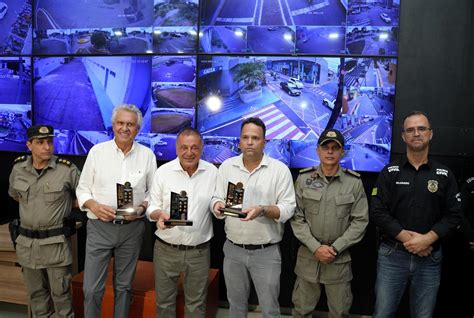 Governador De Goi S Inaugura Novo Col Gio Militar E Centro Integrado De