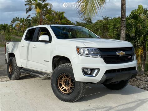 2019 Chevrolet Colorado Method Mr312 Rough Country Leveling Kit