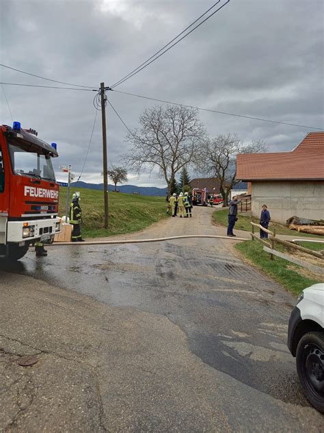 Kaminbrand Überlandhilfe B2 Kamin Freiwillige Feuerwehr Elzach