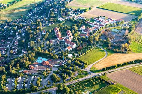 Bad Saulgau Von Oben Kurhaus Geb Ude Und Kurpark Mit Sonnenhof